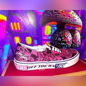 AUTHENTIC LIMITED EDITION LADY VANS